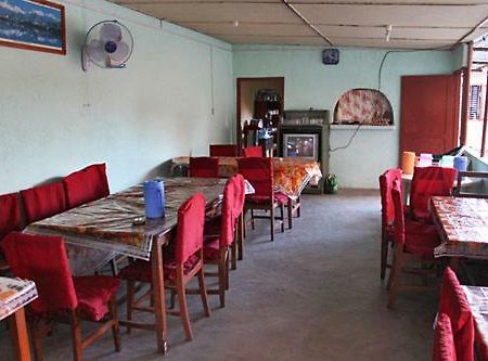 Hotel Mount Heaven Pokhara Exteriör bild