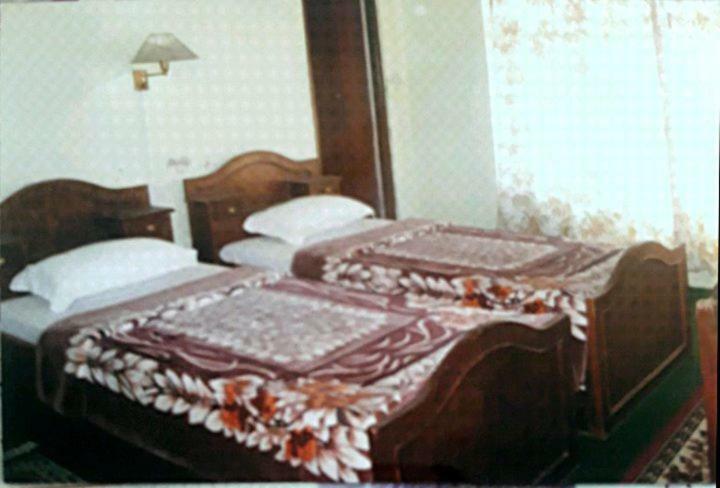 Hotel Mount Heaven Pokhara Exteriör bild